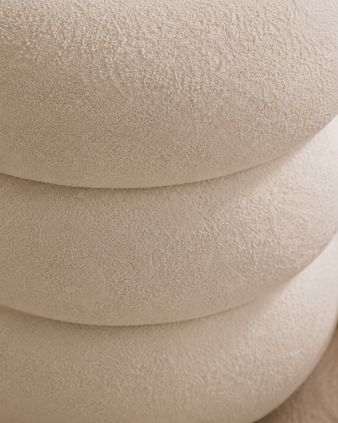 Tiered round stool in white, detail